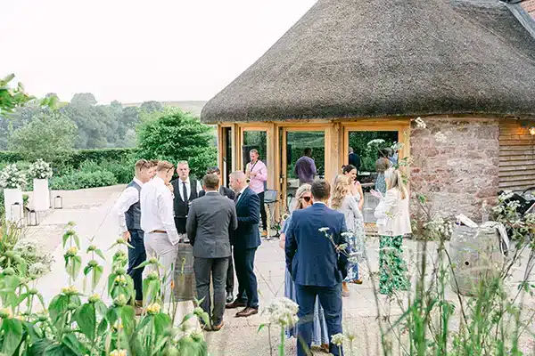 17 Summer Garden Wedding Gathering